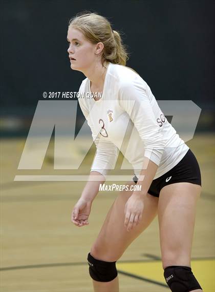 Thumbnail 2 in Palos Verdes vs Esperanza (Dave Mohs Tournament) photogallery.