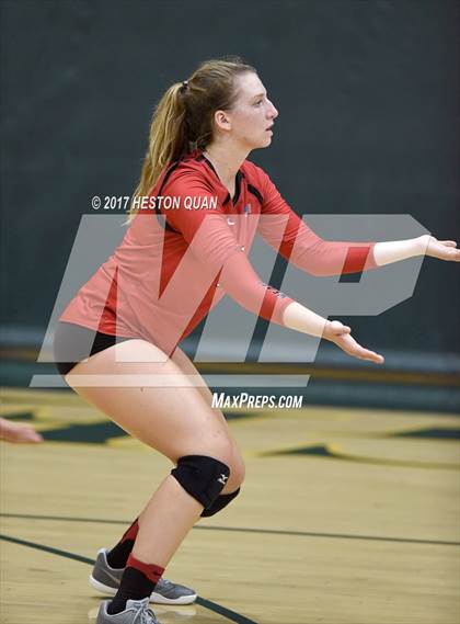 Thumbnail 1 in Palos Verdes vs Esperanza (Dave Mohs Tournament) photogallery.