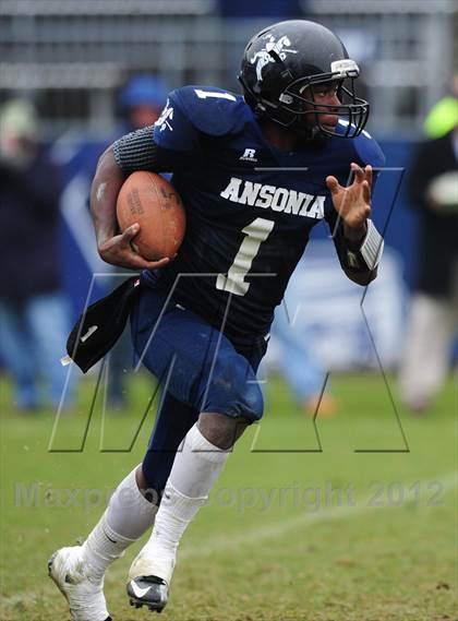 Thumbnail 3 in North Branford vs. Ansonia (CIAC Class S Final) photogallery.