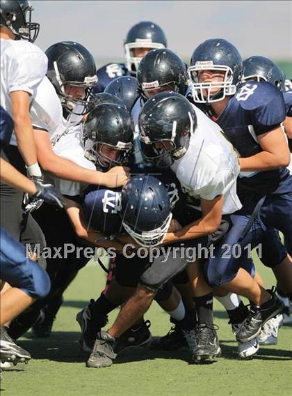 Thumbnail 3 in Archbishop Mitty @ Valley Christian photogallery.