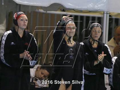 Thumbnail 2 in Bishop's vs. La Jolla (CIF SDS Open Division Final) photogallery.