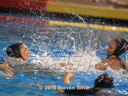 Thumbnail 3 in Bishop's vs. La Jolla (CIF SDS Open Division Final) photogallery.