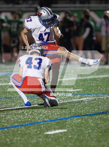 Thumbnail 3 in Westlake v SA Reagan (UIL 6A-D1 Bi-District Playoff) photogallery.