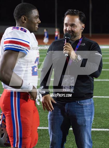 Thumbnail 1 in Westlake v SA Reagan (UIL 6A-D1 Bi-District Playoff) photogallery.
