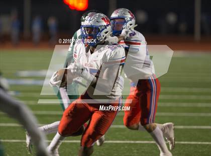 Thumbnail 2 in Westlake v SA Reagan (UIL 6A-D1 Bi-District Playoff) photogallery.