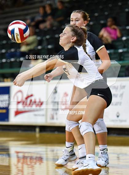 Thumbnail 3 in Pleasant Grove @ Longview photogallery.