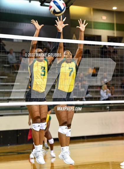Thumbnail 2 in Pleasant Grove @ Longview photogallery.