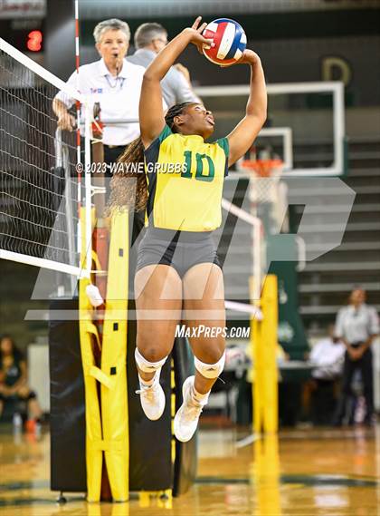 Thumbnail 2 in Pleasant Grove @ Longview photogallery.