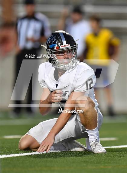 Thumbnail 3 in Vandegrift @ Stony Point photogallery.