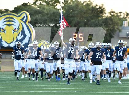 Thumbnail 3 in Vandegrift @ Stony Point photogallery.
