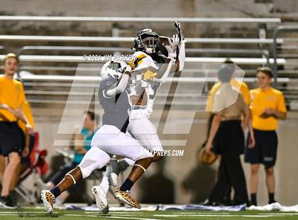 Thumbnail 2 in Vandegrift @ Stony Point photogallery.