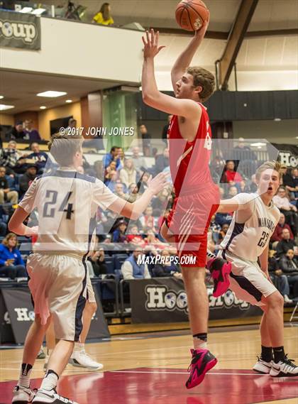 Thumbnail 3 in Manasquan vs. Point Pleasant Beach (Hoop Group Boardwalk Classic) photogallery.