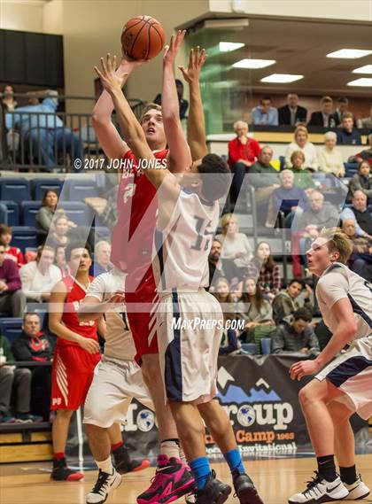 Thumbnail 2 in Manasquan vs. Point Pleasant Beach (Hoop Group Boardwalk Classic) photogallery.
