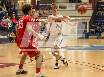 Thumbnail 3 in Manasquan vs. Point Pleasant Beach (Hoop Group Boardwalk Classic) photogallery.