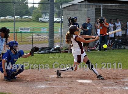 Thumbnail 1 in Pearl River vs Pittsford/Mendon (NYSPHSAA Class A Final) photogallery.