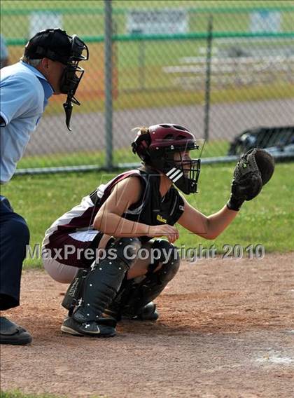 Thumbnail 3 in Pearl River vs Pittsford/Mendon (NYSPHSAA Class A Final) photogallery.