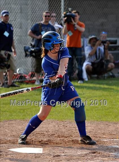 Thumbnail 3 in Pearl River vs Pittsford/Mendon (NYSPHSAA Class A Final) photogallery.