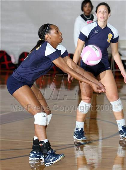 Thumbnail 2 in Allen vs. Stony Point (Pearland Volleyball Classic) photogallery.