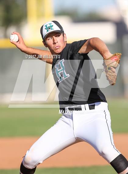Thumbnail 1 in Highland @ Mountain Pointe photogallery.