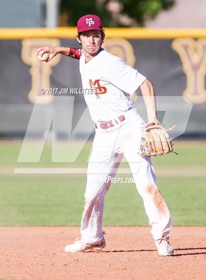 Thumbnail 1 in Highland @ Mountain Pointe photogallery.