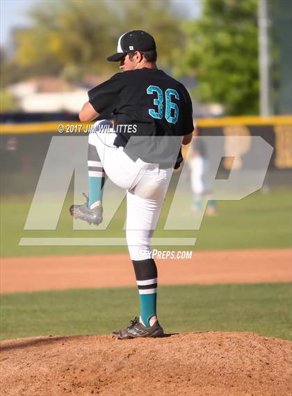 Thumbnail 1 in Highland @ Mountain Pointe photogallery.