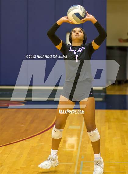 Thumbnail 2 in Ridge Point vs. Dawson photogallery.