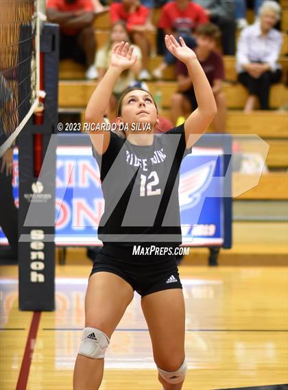 Thumbnail 3 in Ridge Point vs. Dawson photogallery.