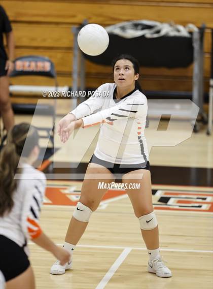 Thumbnail 1 in Fresno @ Selma photogallery.