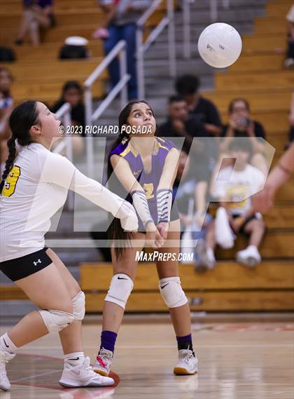 Thumbnail 2 in Fresno @ Selma photogallery.