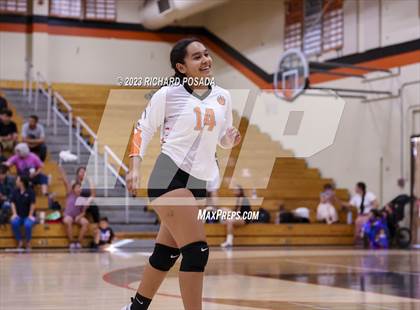 Thumbnail 3 in Fresno @ Selma photogallery.