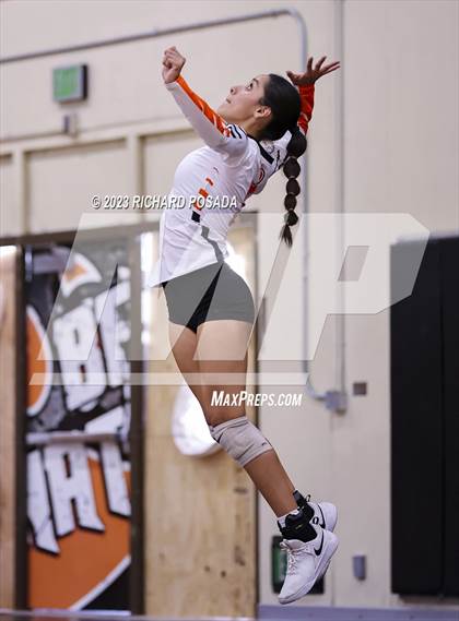 Thumbnail 2 in Fresno @ Selma photogallery.