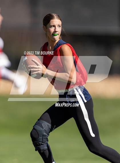 Thumbnail 2 in Columbine vs Ralston Valley photogallery.