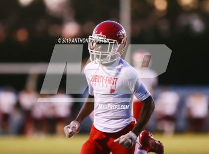 Thumbnail 1 in Lumberton @ Seventy-First photogallery.