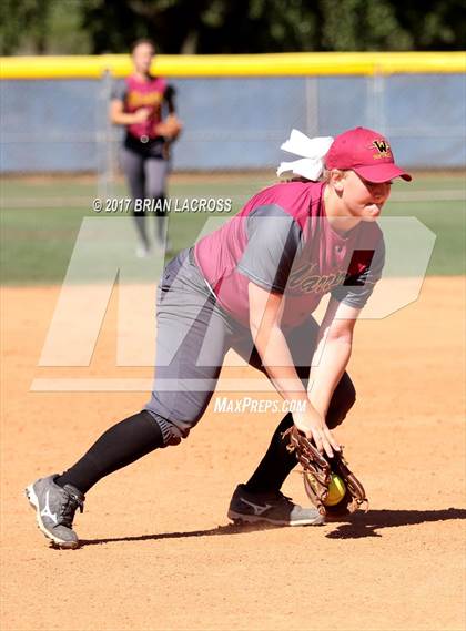 Thumbnail 3 in West Nassau vs Osceola (Kissimmee Klassic) photogallery.