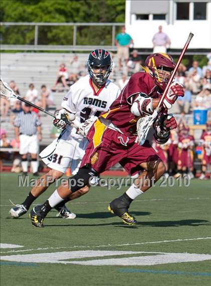 Thumbnail 1 in St. Joseph vs New Canaan  (FCIAC Semifinal) photogallery.