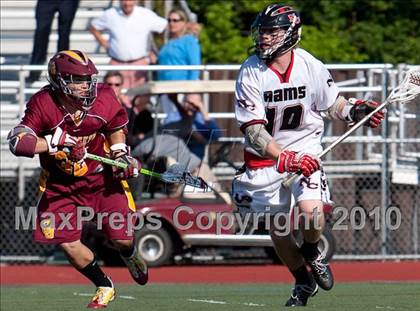 Thumbnail 3 in St. Joseph vs New Canaan  (FCIAC Semifinal) photogallery.