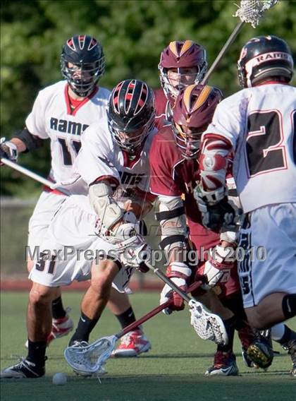 Thumbnail 2 in St. Joseph vs New Canaan  (FCIAC Semifinal) photogallery.