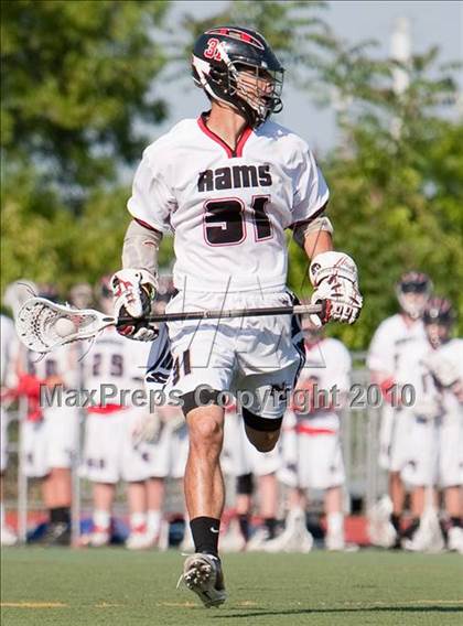 Thumbnail 2 in St. Joseph vs New Canaan  (FCIAC Semifinal) photogallery.
