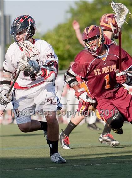 Thumbnail 3 in St. Joseph vs New Canaan  (FCIAC Semifinal) photogallery.