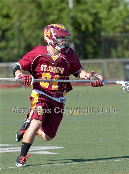 Thumbnail 3 in St. Joseph vs New Canaan  (FCIAC Semifinal) photogallery.