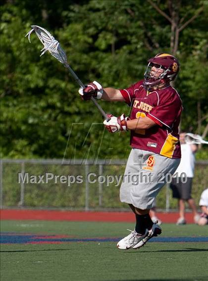 Thumbnail 2 in St. Joseph vs New Canaan  (FCIAC Semifinal) photogallery.