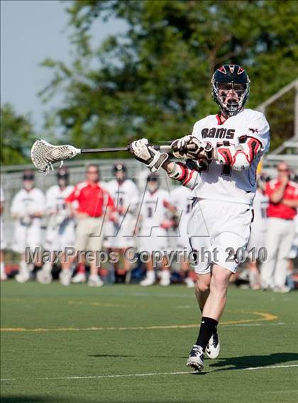 Thumbnail 1 in St. Joseph vs New Canaan  (FCIAC Semifinal) photogallery.