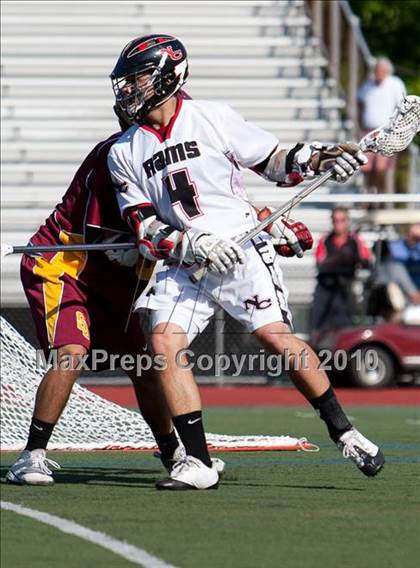 Thumbnail 2 in St. Joseph vs New Canaan  (FCIAC Semifinal) photogallery.