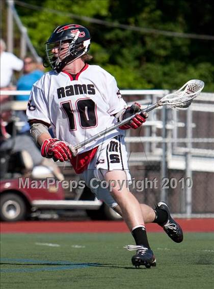 Thumbnail 1 in St. Joseph vs New Canaan  (FCIAC Semifinal) photogallery.