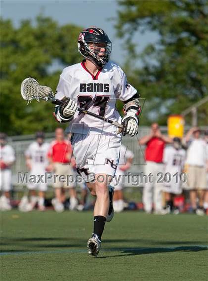 Thumbnail 2 in St. Joseph vs New Canaan  (FCIAC Semifinal) photogallery.