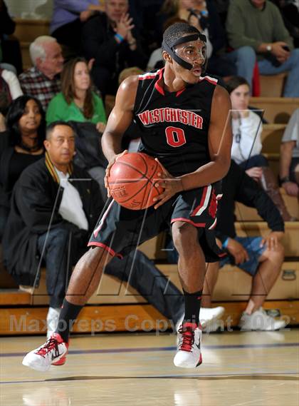 Thumbnail 2 in Westchester vs. Miller Grove (MaxPreps Holiday Classic) photogallery.