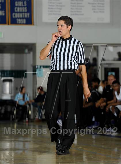Thumbnail 1 in Westchester vs. Miller Grove (MaxPreps Holiday Classic) photogallery.