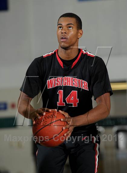 Thumbnail 1 in Westchester vs. Miller Grove (MaxPreps Holiday Classic) photogallery.