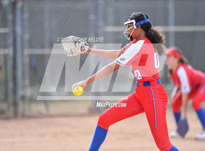 Thumbnail 2 in Los Alamitos @ Downey photogallery.