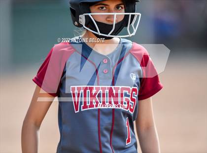 Thumbnail 3 in Los Alamitos @ Downey photogallery.